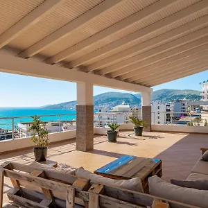 Alnes Hotel