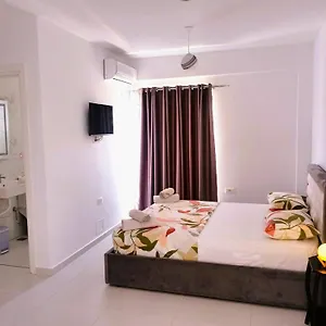 Ida Hotel