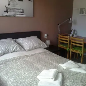 Bed and breakfast Bon ***